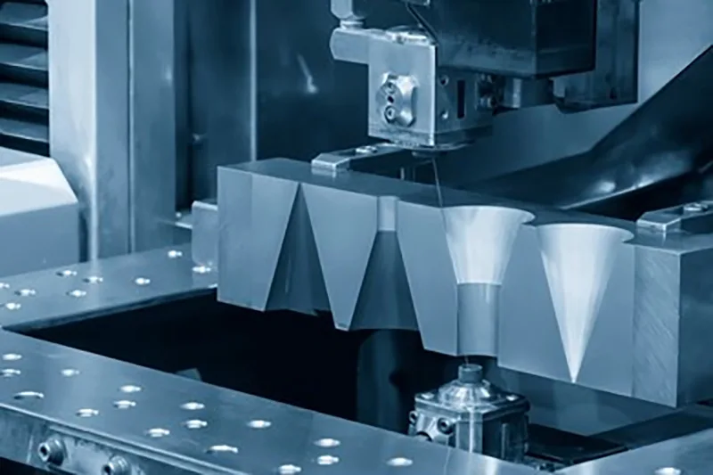 %CNC Machining%