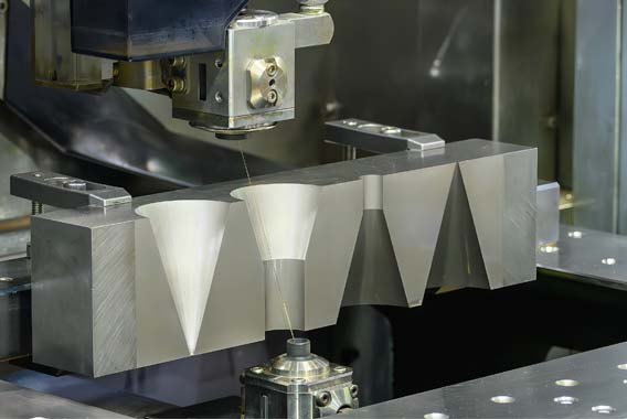 %CNC Machining%