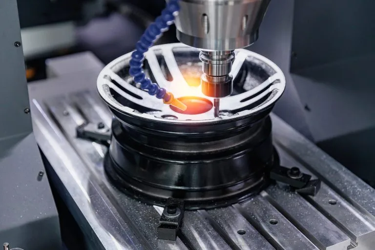 Industry CNC machine milling center cutting alloy rim wheel for sport car