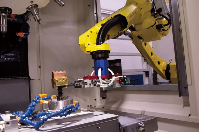 jlypt-cnc-robot-integration-cell-operation