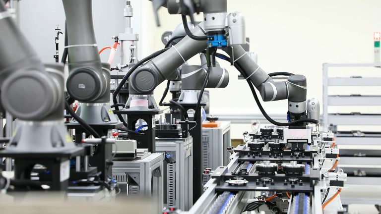 oem-services-robotics-manufacturing