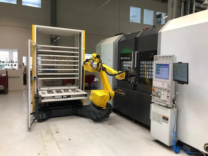 %CNC Machining%