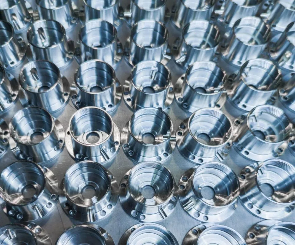 %CNC Machining%